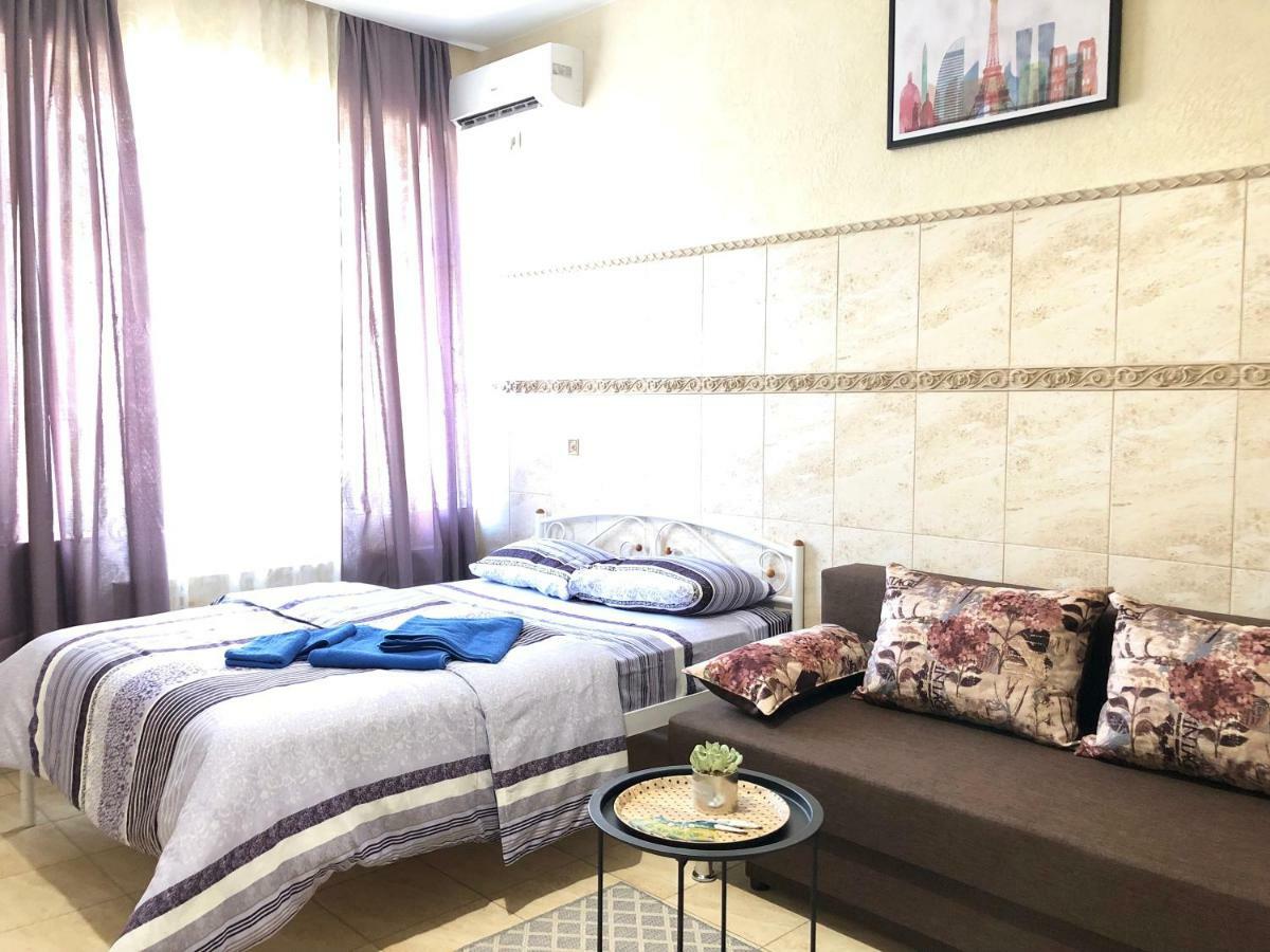 Modern Aparthotel Near Metro Pecherska Kiev Eksteriør bilde