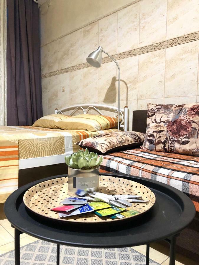 Modern Aparthotel Near Metro Pecherska Kiev Eksteriør bilde