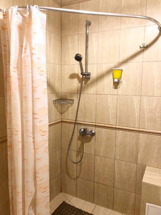 Modern Aparthotel Near Metro Pecherska Kiev Eksteriør bilde
